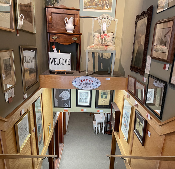 ワシントン州ベインブリッジアイランド(Bainbridge Island)Zutto Vintage & Antiques 店内
