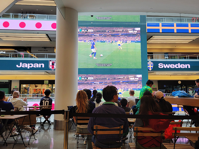 Pacific Place での試合観戦