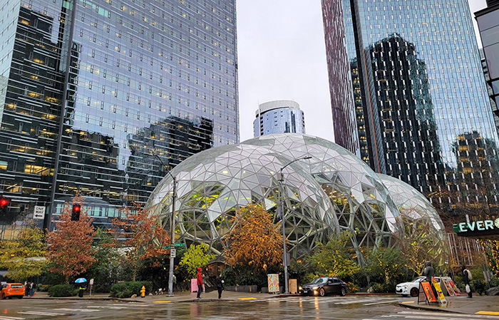 アマゾン本社ビル スフィアとDay1