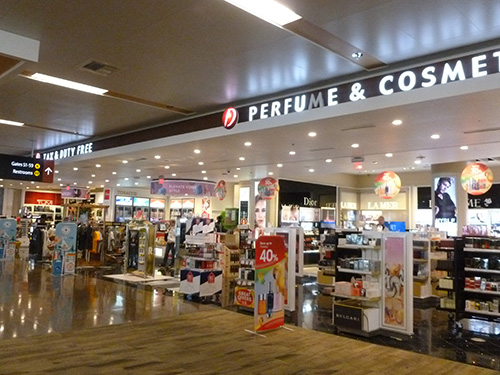 シアトル・タコマ国際空港 Sゲートの免税店