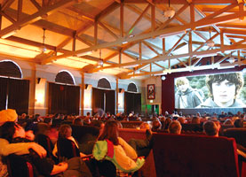 Mc Menamins Kennedy School ポートランド